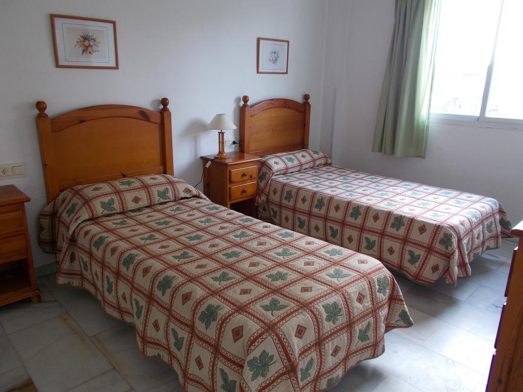 Apartamentos Jardines Del Gamonal Málaga Esterno foto